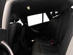 BMW 330 bild 25