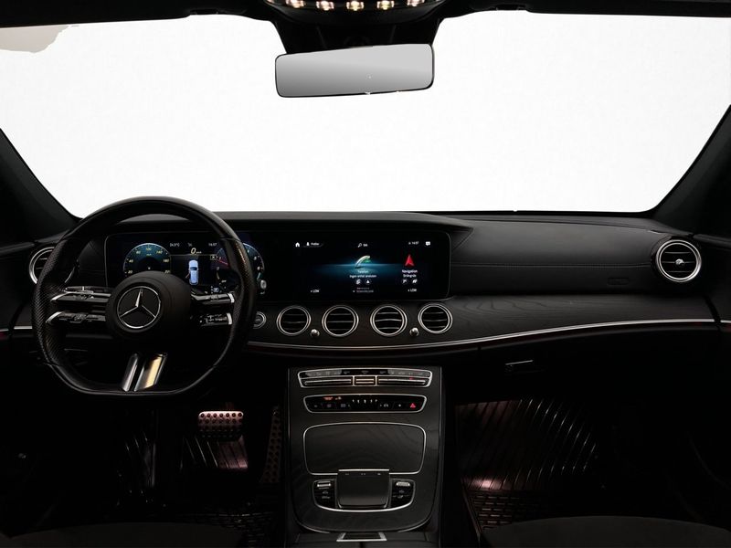 Mercedes E300 bild 12