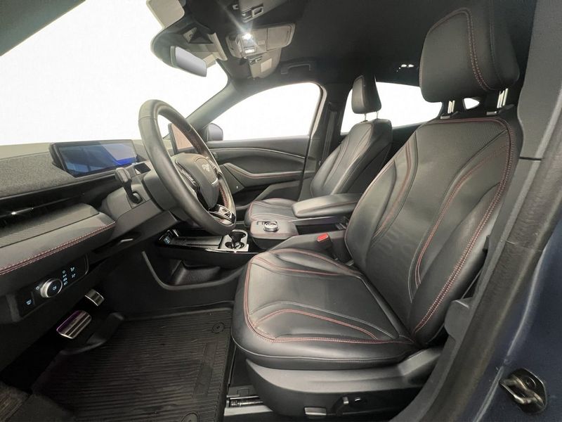 Ford Mustang Mach-E bild 12