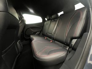 Ford Mustang Mach-E bild 30
