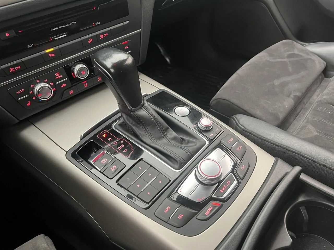 Vehicle image 22