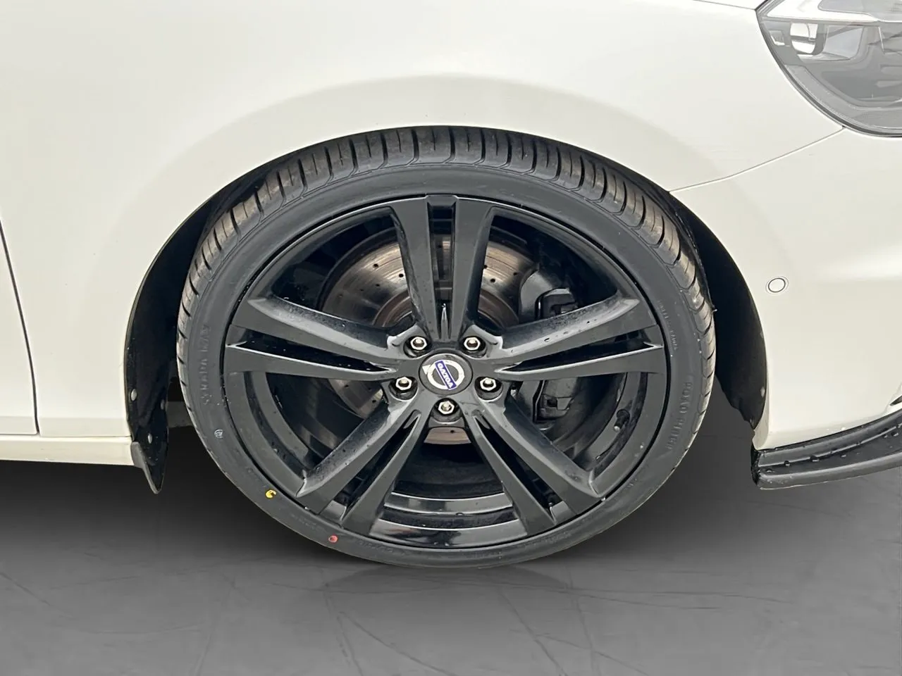 Vehicle image 22