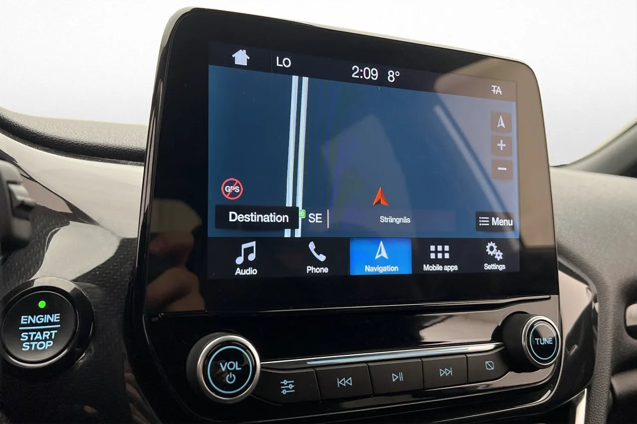 Vehicle image 18