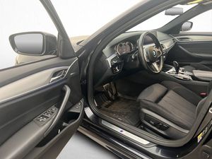 BMW 530 bild 10