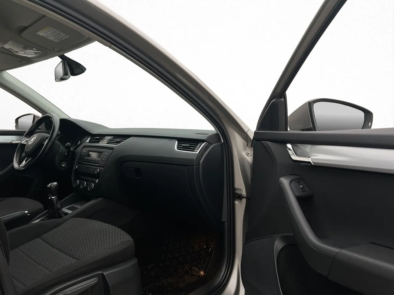 Vehicle image 21