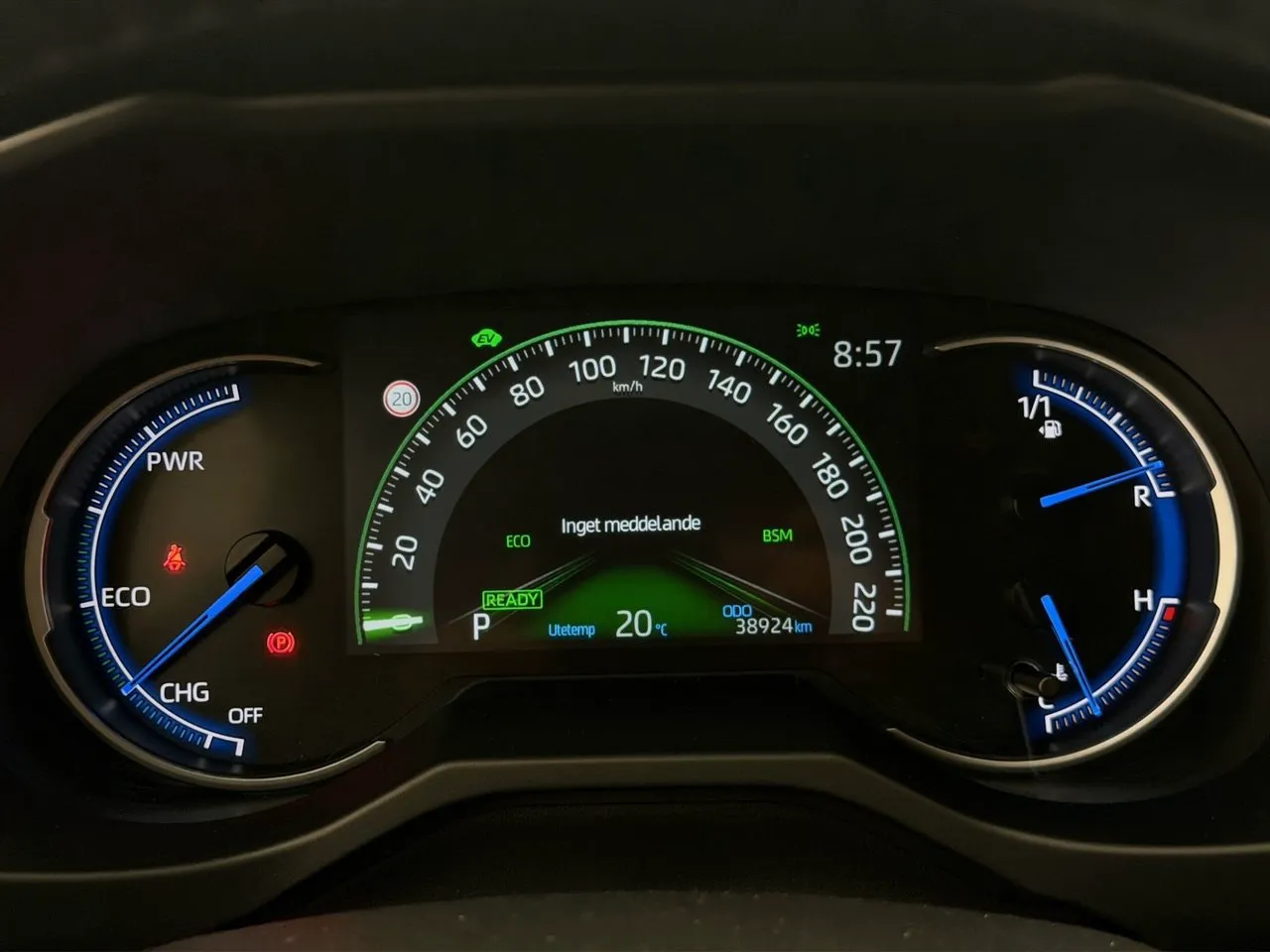Vehicle image 33