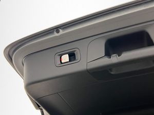 Mercedes GLC300 bild 33