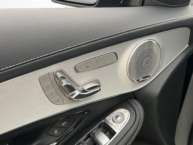 Mercedes GLC300 bild 15