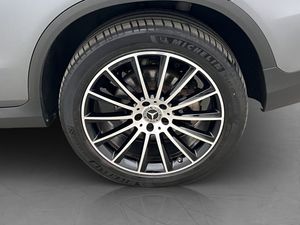 Mercedes GLC300 bild 36
