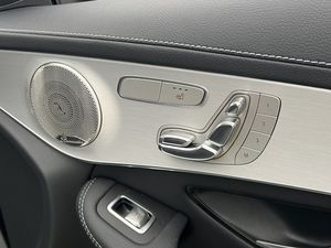 Mercedes GLC300 bild 30