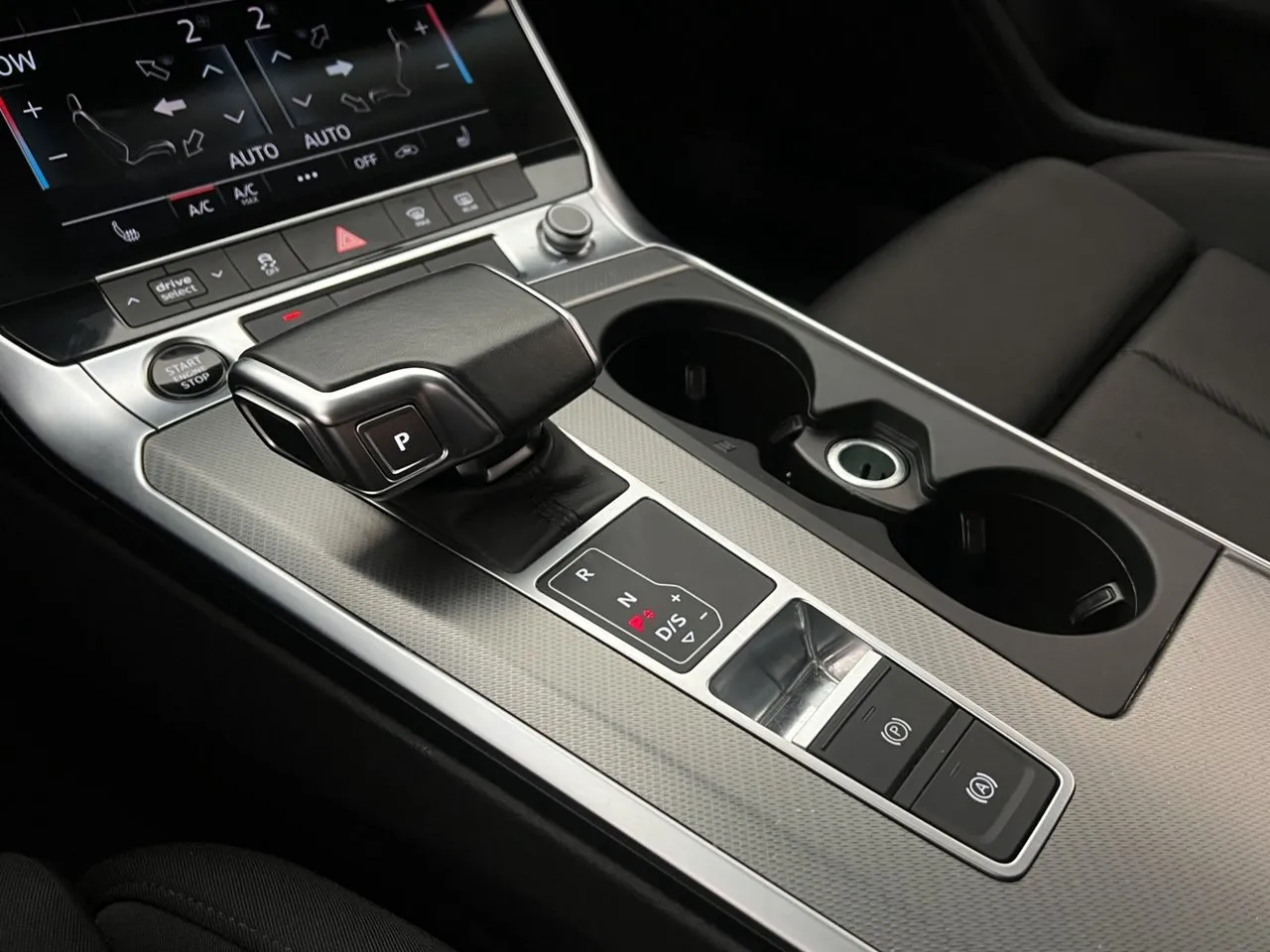 Vehicle image 24