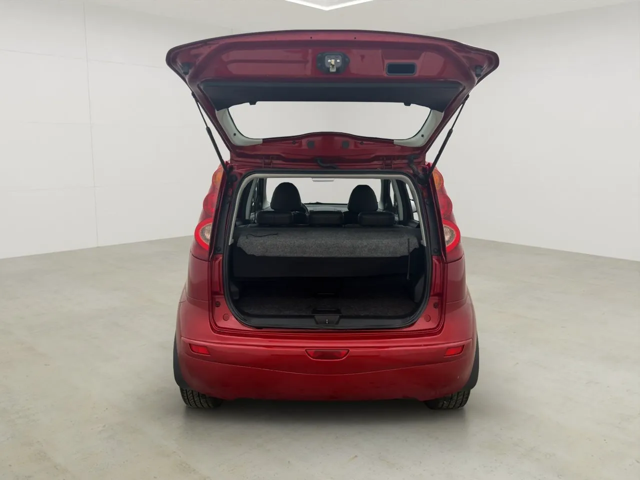 Vehicle image 22