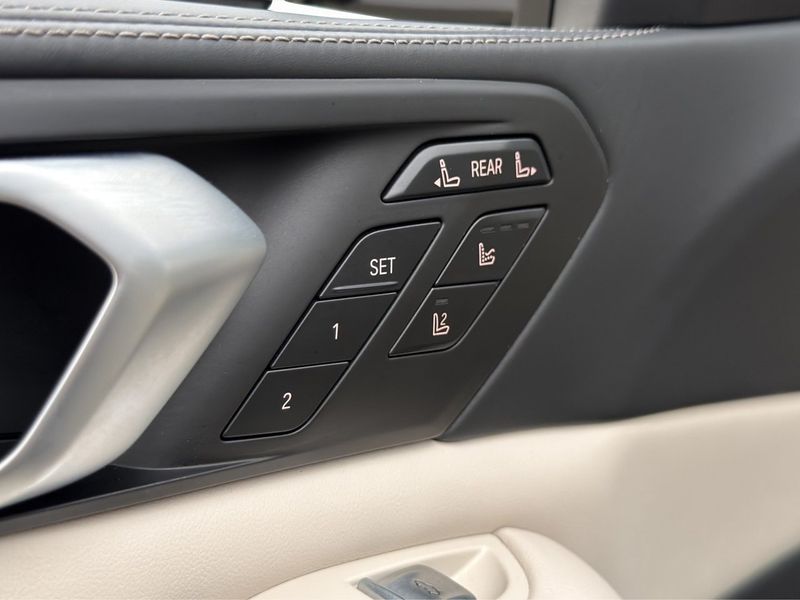 BMW X7 bild 13