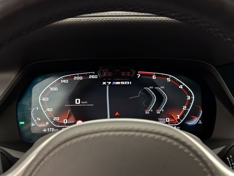 BMW X7 bild 16