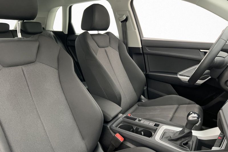 Audi Q3 bild 20