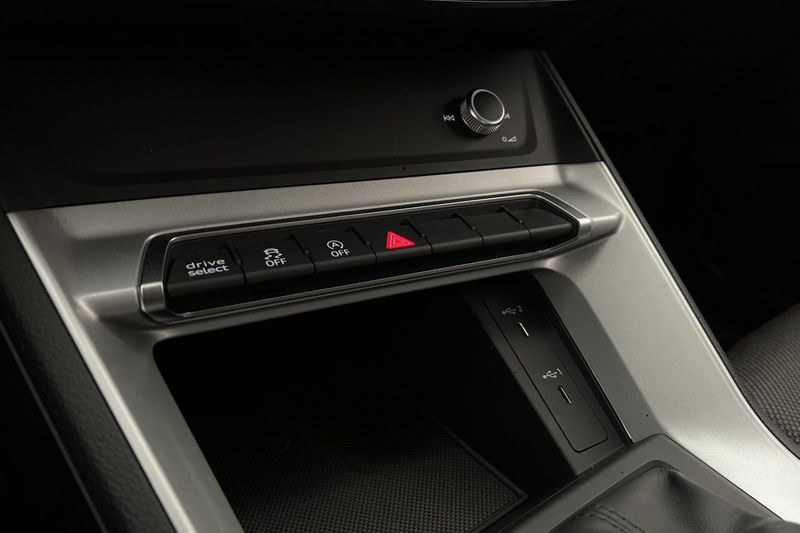 Audi Q3 bild 18