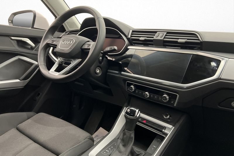 Audi Q3 bild 21