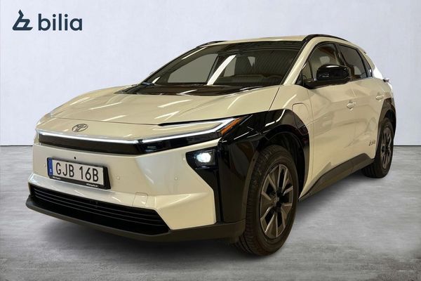 Toyota bZ4X AWD 73,1 kWh - EXECUTIVE 18" / 360-KAMERA / JBL-LJUDSYSTEM - 2026