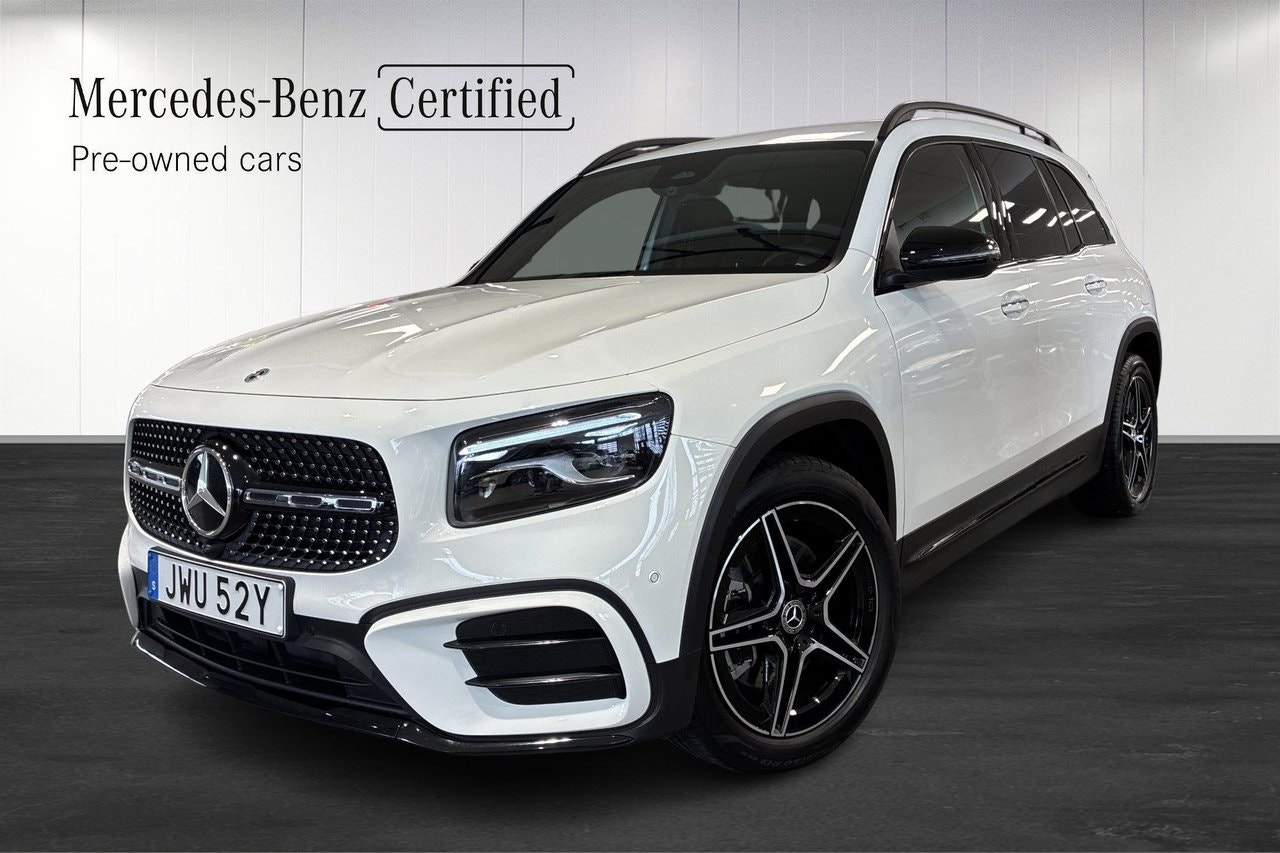 Mercedes GLB220