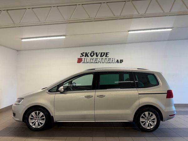Volkswagen Sharan 2.0 TDI 7-Sits/6-Växlad/Nyservad/Dragkrok/Backkamera - 2011