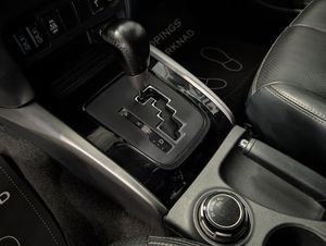 Mitsubishi L200 bild 16