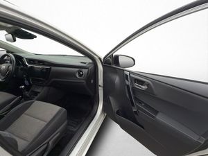 Toyota Auris bild 16