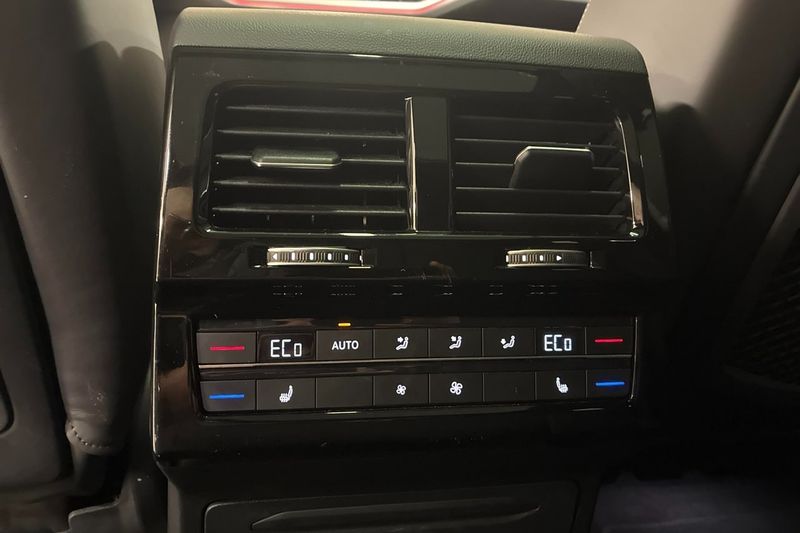 Volkswagen Touareg bild 27