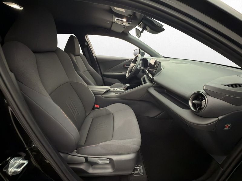 Toyota C-HR bild 15