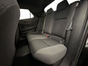 Toyota C-HR bild 17