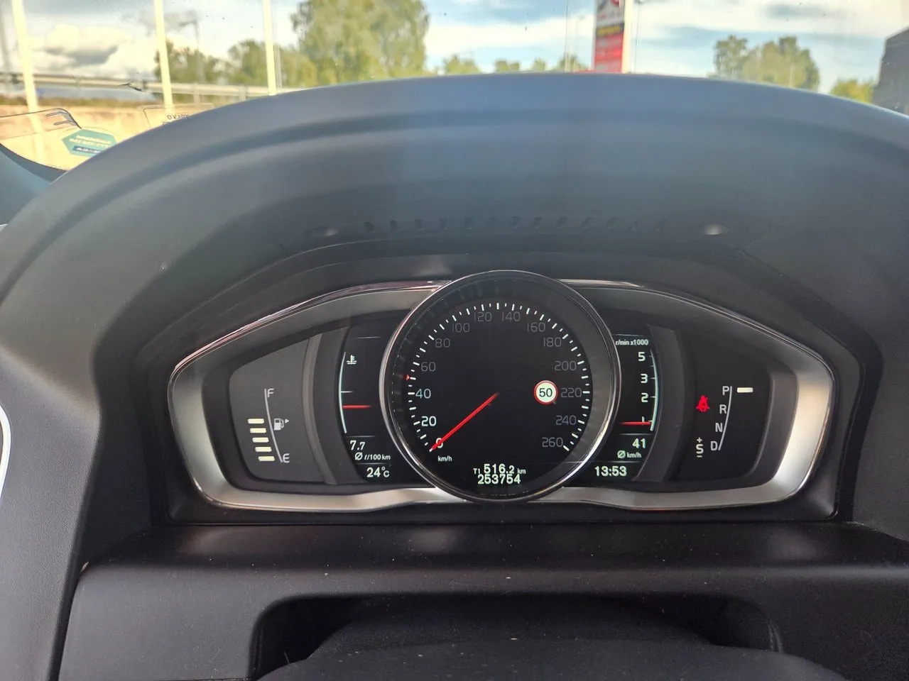 Vehicle image 23