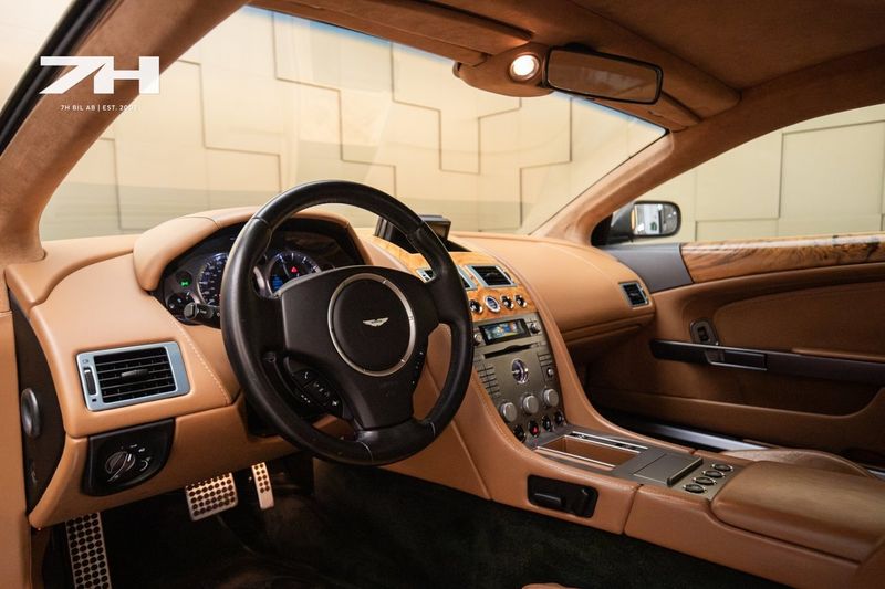 Aston Martin DB9 bild 9
