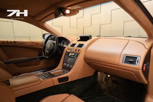 Aston Martin DB9 bild 13