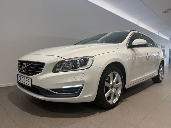 Volvo V60 D3 Business Advanced / Farthållare / Parkeringsensor bak / - 2017