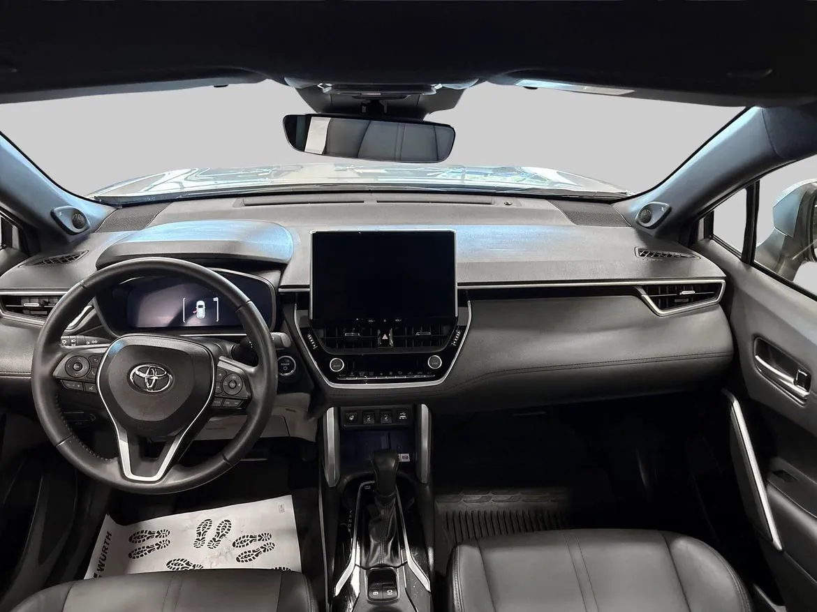 Vehicle image 11