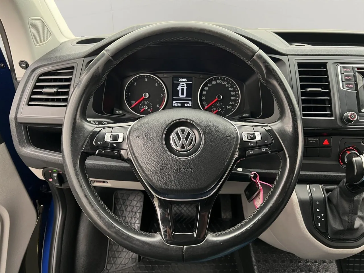 Vehicle image 22