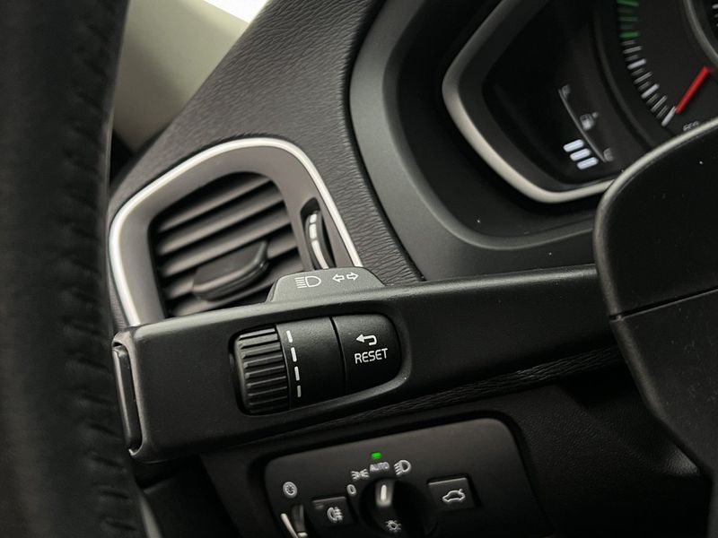 Volvo V40 bild 12