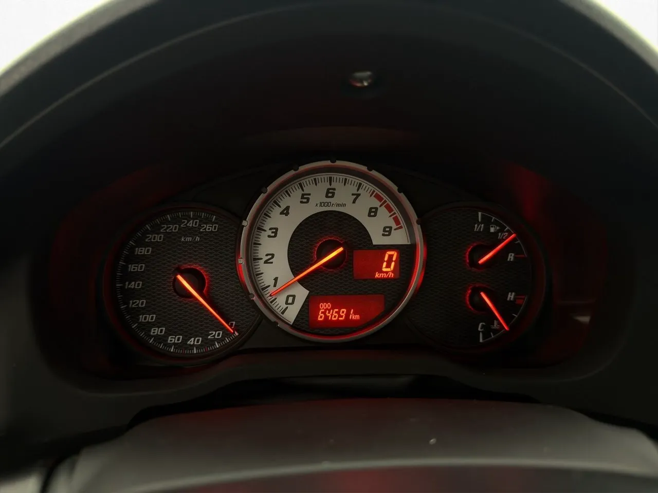 Vehicle image 13