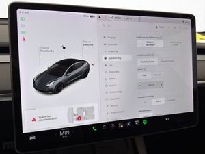 Tesla Model 3 bild 17