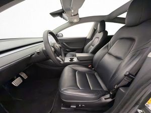 Tesla Model 3 bild 23