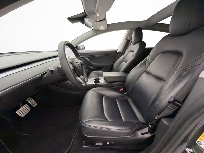Tesla Model 3 bild 23