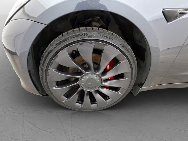 Tesla Model 3 bild 29