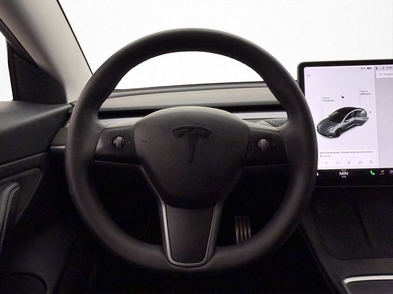 Tesla Model 3 bild 24