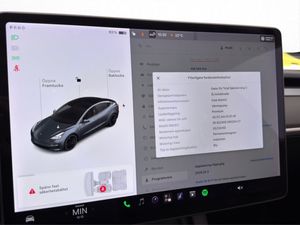 Tesla Model 3 bild 19