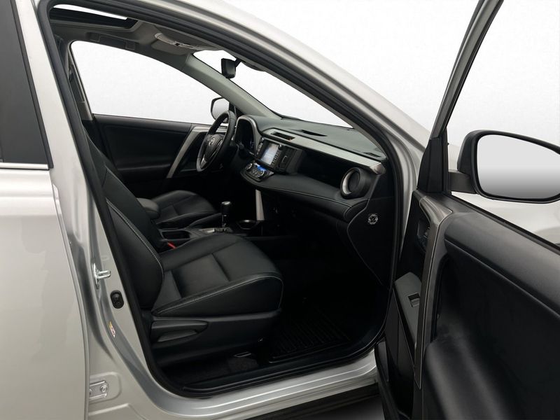 Toyota RAV4 bild 26