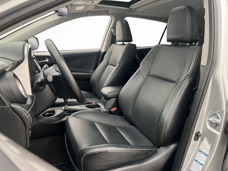 Toyota RAV4 bild 11