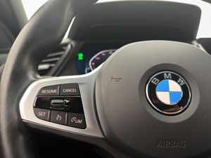 BMW 118 bild 15