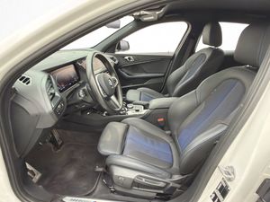 BMW 118 bild 11