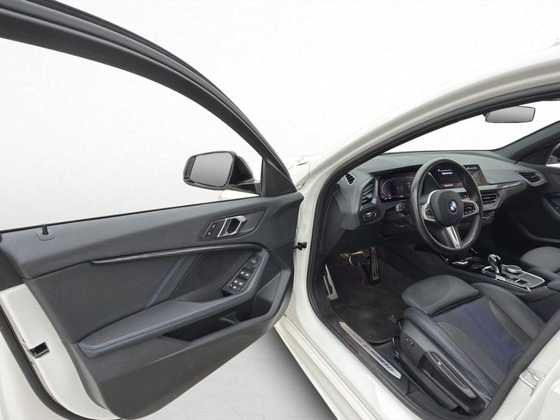 BMW 118 bild 10