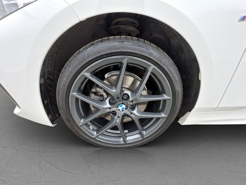 BMW 118 bild 28