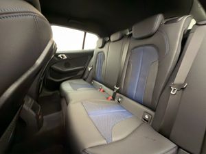BMW 118 bild 26